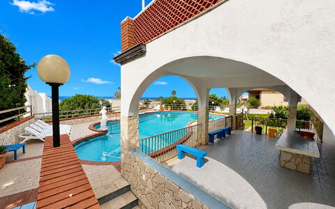 Villa Sole Mare: Piscine, Hôtel, Villa, Recours