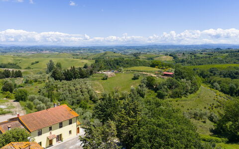 Villa i Fiori: Paysage, Prairie, Colline, Zone Rurale, Plaine, Station De Montagne, Prairie, Village, Pâturage, Champ