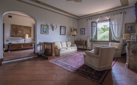 Villa Golly: Design Intérieur, Sol, Meubles, Sol, Plafond, Pièce, Éclairage, Cadre, Domicile, Salon