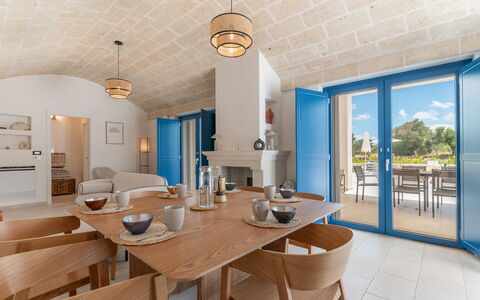 Tenuta Emma: Meubles, Sol, Sol, Chaise, Table Cuisine Et Salle A Manger, Table, Domicile, Porte, Salle À Manger, Ombre
