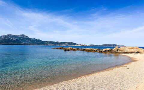 Ostrica: Bleu, Ciel, L'Eau, Plan D'Eau, Montagnes Relief, Environnement Naturel, Côte, Cotiers Et Relief Océaniques, Plage, Horizon