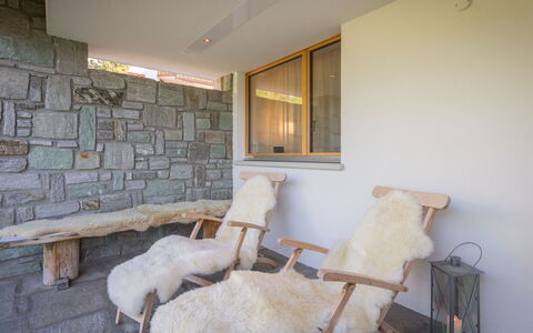 Panorama Salums: Meubles, Mer, Chaise, Ombre, Balcon, Mobilier De Jardin, Eco Hôtel, Côte, Plate-Forme, Tache De Bois