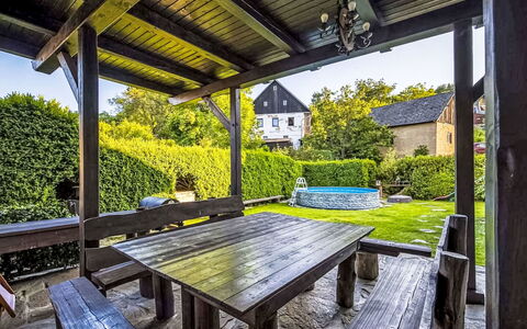 Fairytale Retreat: Meubles, Mer, Chaise, Ombre, Balcon, Mobilier De Jardin, Eco Hôtel, Côte, Plate-Forme, Tache De Bois