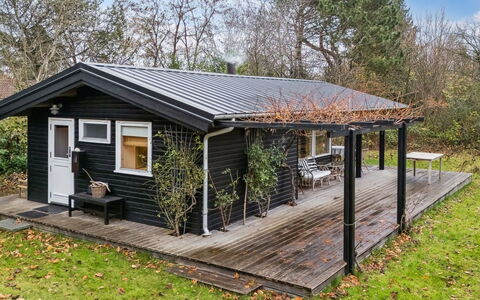 Naema - 1Km from the Sea: Biens, Ombre, Allée, Ferme