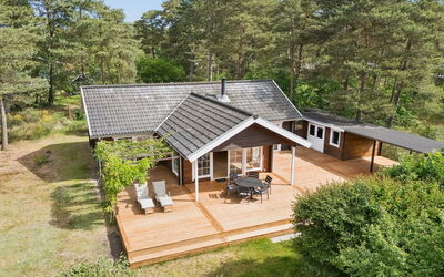 Aiyana - 2.1Km from the Sea