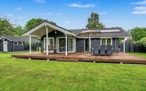 Stavros - 325M from the Sea: Chalet, Siding, Ferme, Porche, Batiments Jardin
