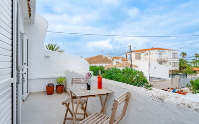 Sea Breeze House