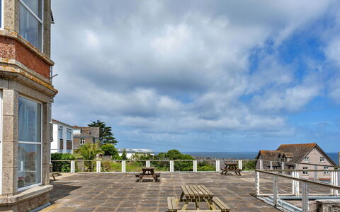 St. Ives 635: Herbe, Maison, Zone Rurale, Chalet, Toit, Domicile, Paysage, Plaine, Lot Terre