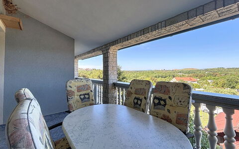 Pula Banjole 112: Herbe, Maison, Zone Rurale, Chalet, Toit, Domicile, Paysage, Plaine, Lot Terre