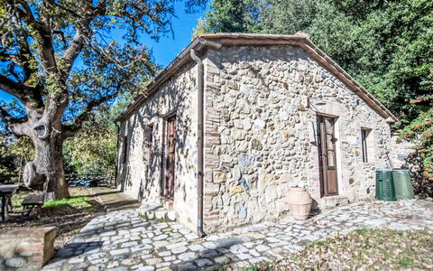 Montacuto: Herbe, Maison, Zone Rurale, Chalet, Toit, Domicile, Paysage, Plaine, Lot Terre