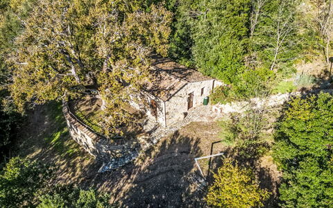 Montacuto: Herbe, Maison, Zone Rurale, Chalet, Toit, Domicile, Paysage, Plaine, Lot Terre