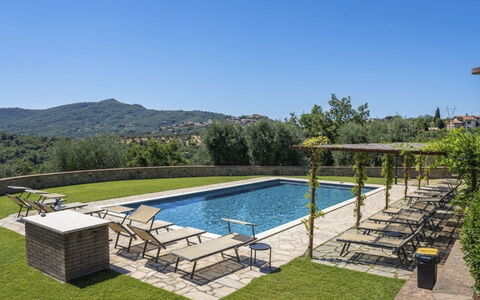 Il Cipresso - L'Olmo - L'Ulivo: Herbe, Maison, Zone Rurale, Chalet, Toit, Domicile, Paysage, Plaine, Lot Terre
