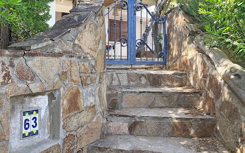 Porto Luna 1: Herbe, Maison, Zone Rurale, Chalet, Toit, Domicile, Paysage, Plaine, Lot Terre