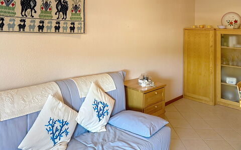 Coniglio Beach: Herbe, Maison, Zone Rurale, Chalet, Toit, Domicile, Paysage, Plaine, Lot Terre