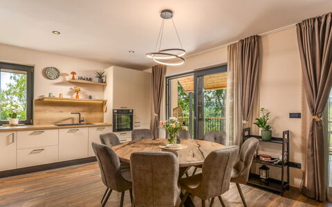 Vrh: Meubles, Design Intérieur, Sol, Parquet, Bois, Chaise, Sol, Table Cuisine Et Salle A Manger, Salle À Manger, Table