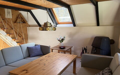 Kaija - from the Sea: Meubles, Sol, Design Intérieur, Sol, Bois, Plafond, Chaise, Pièce, Éclairage, Table