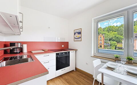 Cozy Home Lahnstein: Appartement, Peindre, Tache De Bois, Cuisine