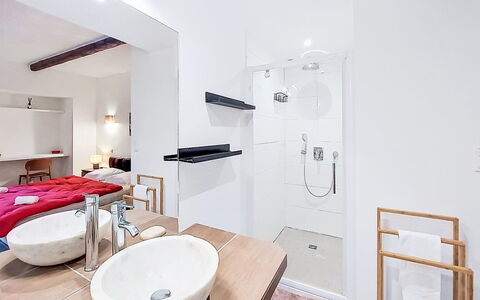 Studio Ogliastrolo: Piscine, Ville Resort, Eco Hôtel, Recours, Villa