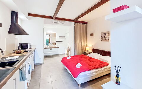 Studio Ogliastrolo: Piscine, Ville Resort, Eco Hôtel, Recours, Villa