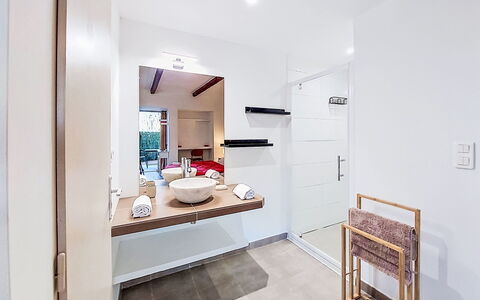 Studio Ogliastrolo: Piscine, Ville Resort, Eco Hôtel, Recours, Villa