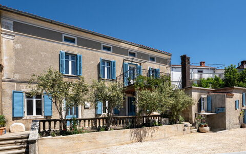 Krk Malinska 202: Design Intérieur, Appartement, Balcon, Dur, Tache De Bois, Parquet, Balustrade, Daylighting, Hôtel, Appartement Penthouse