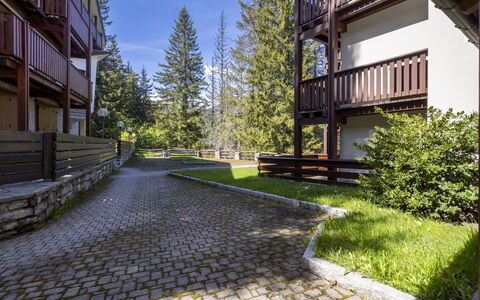 Martini Garden Studio: Piscine, Ville Resort, Eco Hôtel, Recours, Villa