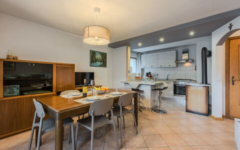 Casa Roby: Meubles, Design Intérieur, Cuisine, Comptoir, Sol, Plafond, Sol, Pièce, Table Cuisine Et Salle A Manger, Cabinetry