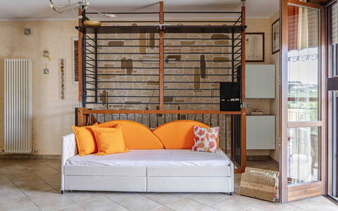 Casa Dolceconero: Meubles, Design Intérieur, Bois, Sol, Sol, Canapé, Éclairage, Pièce, Salon