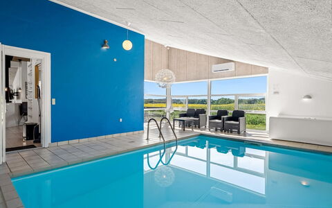 Fria - 200M from the Sea: Piscine, Composite, Recours, Hôtel, Ombre, Thermes, Conception, Villa, Eco Hôtel, Centre De Loisirs