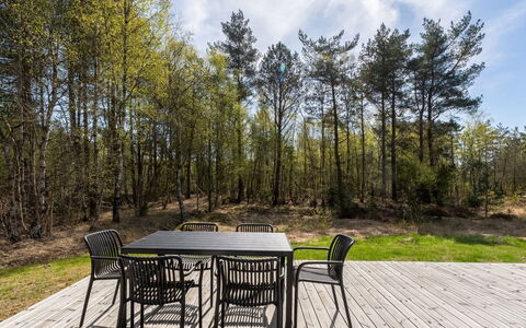 Edine - 917M from the Sea: Bois, Meubles, Mobilier De Jardin, Tableau De Plein Air, Chaise, Dur, Ombre, Jardin, Planche, Parquet