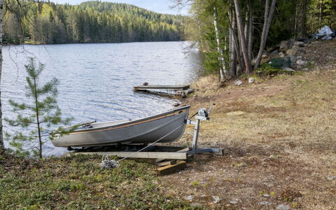 Villa Kaidanjylhä: Arbre, Banque, Chalet, Zone Rurale, Lac, Réflexion, Réservoir, Étang