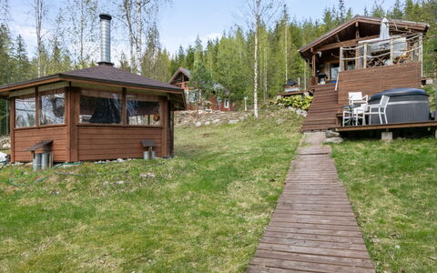 Villa Kaidanjylhä: Arbre, Banque, Chalet, Zone Rurale, Lac, Réflexion, Réservoir, Étang