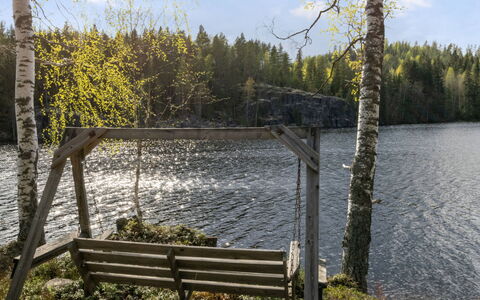 Villa Kaidanjylhä: Ciel, Meubles, Bois, Mobilier De Jardin, Table, Chaise, Nuage, Tableau De Plein Air, Dur, Planche