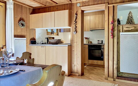 Muzzli: Bois, Meubles, Design Intérieur, Sol, Plafond, Domicile, Sol, Pièce, Cuisine, Tache De Bois