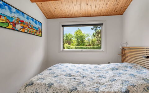 Maris - 200M from the Sea: Mur, Chambre, Bois, Design Intérieur, Lit, Plafond, Drap De Lit, Literie, Sol, Meubles
