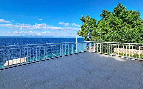 Sea Wiew 1: Bleu, Horizon, Mer, Cotiers Et Relief Océaniques, Nuage, Clôture, Océan, Balustrade, Côte, Du Son