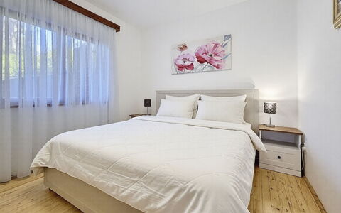 Sea Wiew 1: Lit, Meubles, Design Intérieur, Chambre, Sol, Drap De Lit, Sol, Textile, Pièce, Linge