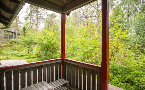 Lövekulle: Bois, Porche, Dur, Tache De Bois, Plate-Forme, Planche, Parquet, Chalet, Ombre, Balustrade