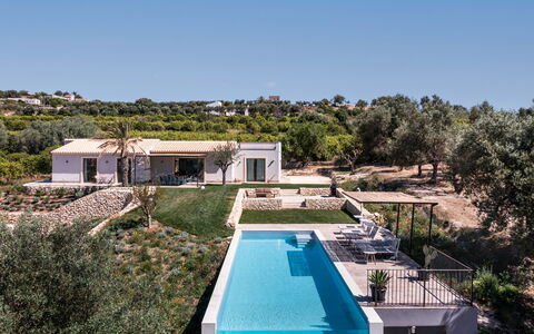 Villa Maddalena: Piscine, Composite, Recours, Biens, Villa, Conception, Eco Hôtel, Ferme, Hacienda