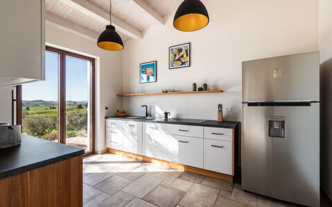 Villa Maddalena: Cuisine, Appareil De Cuisine, Comptoir, Design Intérieur, Meubles, Cabinetry, Principaux Appliance, Sol, Électroménager, Domicile