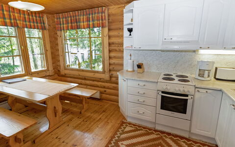 Kariniemi: Meubles, Design Intérieur, Mur, Sol, Bois, Sol, Pièce, Plafond, Éclairage, Domicile