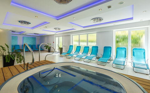 Holiday Club 3: Piscine, Recours, Hôtel