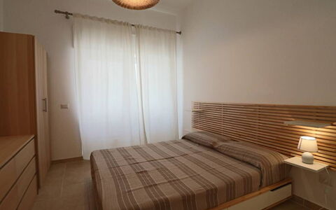 Nausica: Lit, Meubles, Design Intérieur, Chambre, Mur, Literie, Bois, Drap De Lit, Sol, Sol