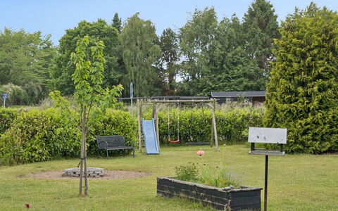 Arise - 1.5Km from the Sea: Herbe, Arbuste, Jardin, Lot Terre, Couverture De Sol, Pelouse, Parc, Aménagement Paysager, Ombre