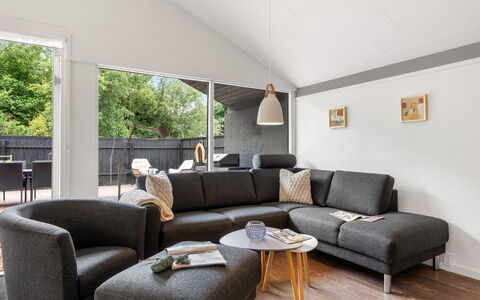 Sibyll - 1Km from the Sea: Bois, Meubles, Design Intérieur, Canapé, Salon, Domicile, Sol, Sol, Plafond