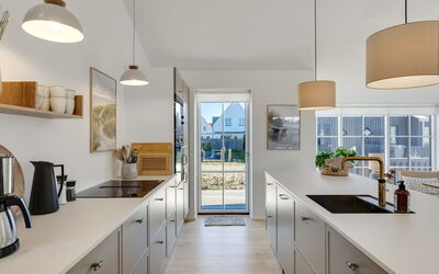 Raimund - 600M from the Sea