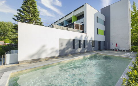Gárdonyi Garden: Composite, Piscine, Conception, Daylighting