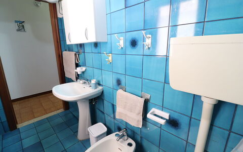 Margherita: Sol, Sol, Luminaire Plomberie, Design Intérieur, Meubles, Lavabo, Robinet, Salle De Bains, Évier, Plomberie