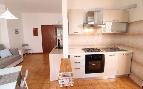 Margherita: Cuisine, Appareil De Cuisine, Principaux Appliance, Sol, Meubles, Comptoir, Design Intérieur, Bois, Sol, Cabinetry