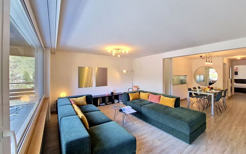 Saphir: Design Intérieur, Sol, Canapé, Sol, Meubles, Plafond, Pièce, Salon, Parquet, Éclairage